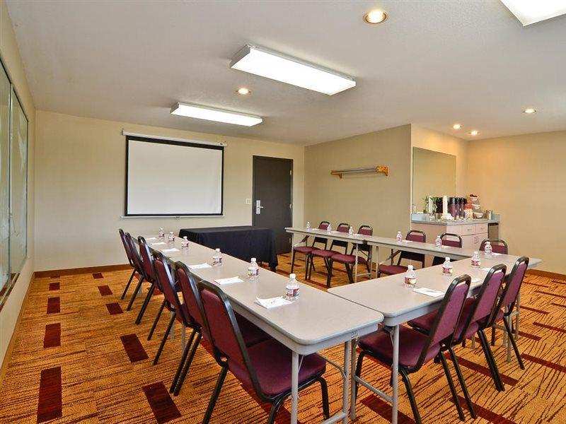 Clackamas Inn And Suites Luaran gambar