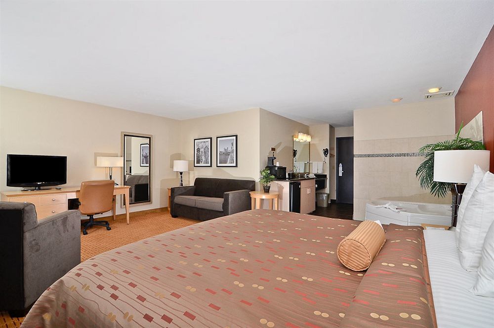 Clackamas Inn And Suites Luaran gambar