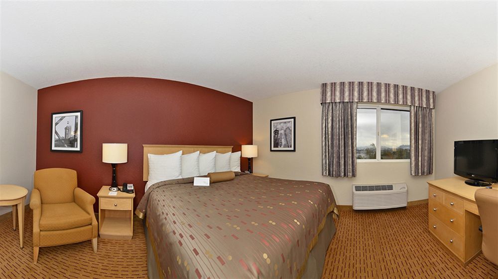 Clackamas Inn And Suites Luaran gambar