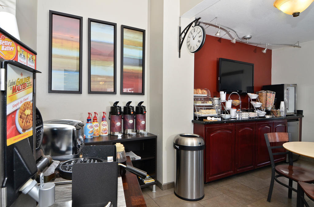 Clackamas Inn And Suites Luaran gambar